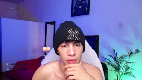 SANTAGO online show from 11-13-25, 02:49