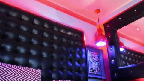 Santiago Hincapiie online show from 03-15-26, 04:29