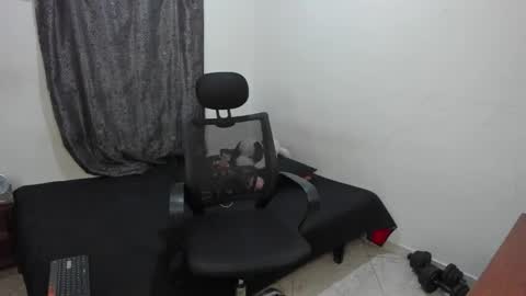 Snapshot of santiceballo chatting on 04-24-26, 05:21 Julius Novachrono online show from 04-24-26, 05:21