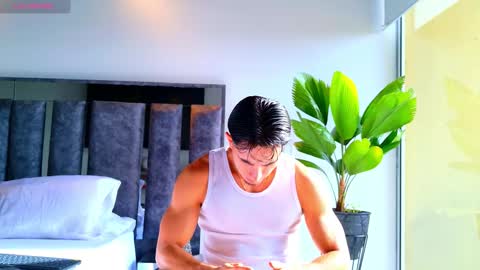 Santiago Seans online show from 02-26-26, 01:21