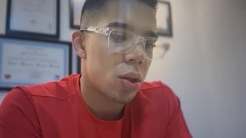 Snapshot of santoxxxkinney chatting on 02-02-26, 10:41 santoxxxkinney online show from 02-02-26, 10:41