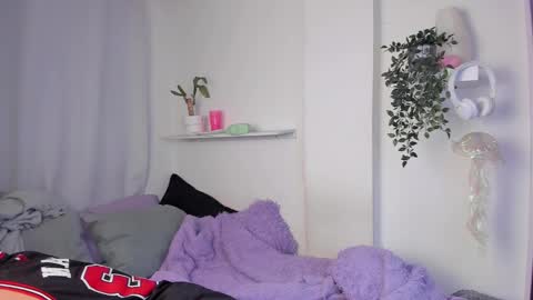 kitty online show from 02-14-26, 01:57