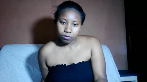 Snapshot of sanyah513 chatting on 05-02-26, 06:18 sanya online show from 05-02-26, 06:18