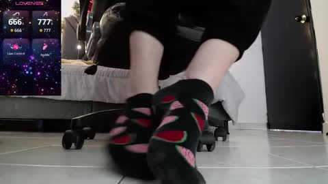 Snapshot of sanyaseraphine0 chatting on 12-19-25, 07:43 sanyaseraphine0 online show from 12-19-25, 07:43