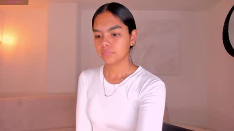 Saphira James online show from 06-25-26, 02:00