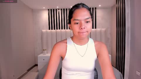 Saphira James online show from 06-27-26, 01:54