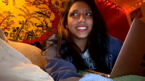 sapphire online show from 11-29-25, 11:30