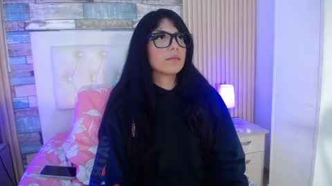 sapphire_hs online show from 04-09-26, 06:19