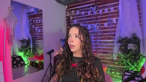 Valerin online show from 10-19-25, 02:12