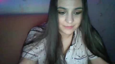 sapphiredesire_ online show from 02-03-25, 10:54
