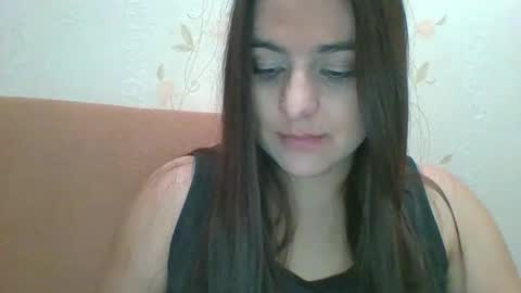 sapphiredesire_ online show from 02-04-25, 07:00