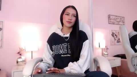 Sara online show from 11-06-25, 04:13