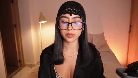 Sara  online show from 02-07-26, 01:53