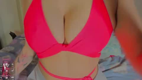 Snapshot of sara_allenx chatting on 06-12-26, 02:05 sara allenx online show from 06-12-26, 02:05
