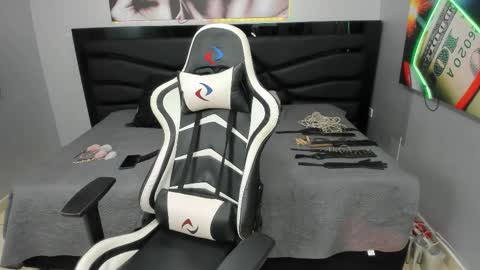 sara_bdsm online show from 11-02-25, 02:30