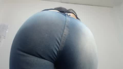 Sara online show from 04-30-26, 12:44