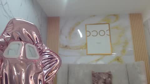 Snapshot of sara_lopez_s chatting on 09-29-25, 01:27 Sara online show from 09-29-25, 01:27