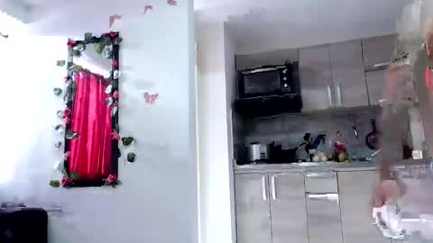 Sara love online show from 02-02-25, 07:57