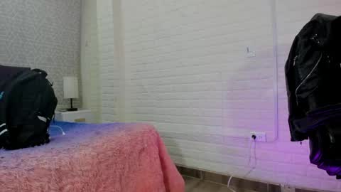 Sara Love online show from 04-17-26, 03:09