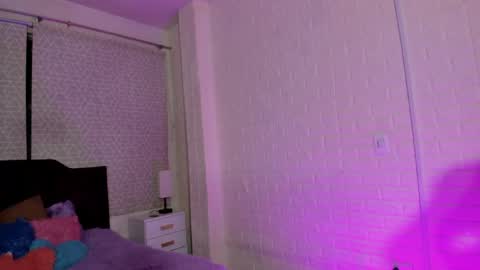 Snapshot of sara_love_1 chatting on 04-29-26, 02:59 Sara Love online show from 04-29-26, 02:59