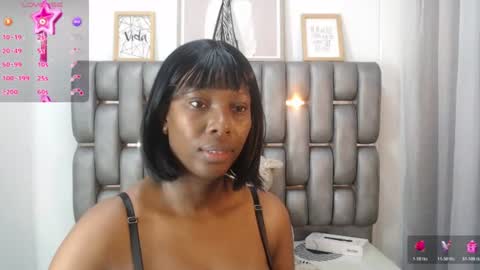 Snapshot of sara_marks chatting on 06-12-26, 10:58 S A R A online show from 06-12-26, 10:58