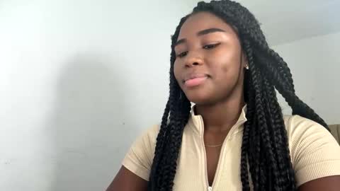 Sara online show from 09-26-25, 07:07