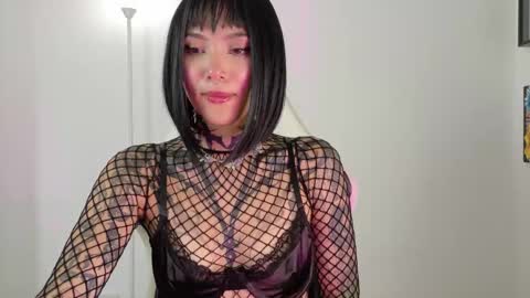 Sara online show from 04-15-26, 02:02