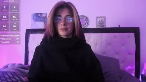 sara_roades online show from 10-28-25, 11:18