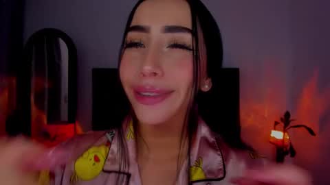 Snapshot of sara_stone03 chatting on 02-12-25, 01:09 sara_stone03 online show from 02-12-25, 01:09