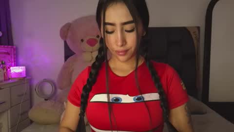 Snapshot of sara_stone03 chatting on 02-23-26, 04:37 sara_stone03 online show from 02-23-26, 04:37