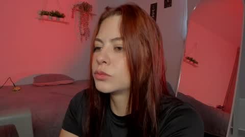sara_sweett9 online show from 05-28-26, 01:08