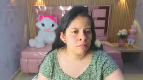 Snapshot of sara_tellez_s chatting on 06-17-26, 03:09 Sara T. online show from 06-17-26, 03:09