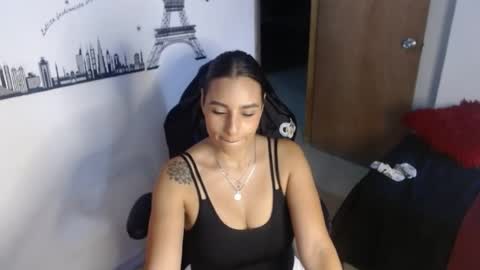 Snapshot of sara_thompson01 chatting on 06-22-26, 10:07 SARA online show from 06-22-26, 10:07