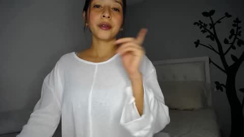 Sara online show from 06-03-26, 09:42