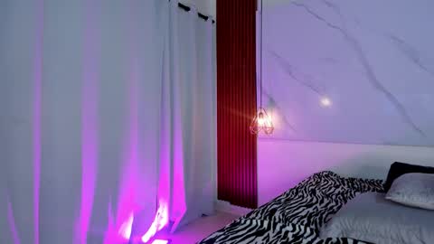 sara_zc online show from 11-28-25, 11:46