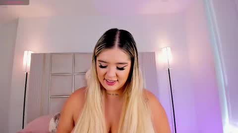 Sara Miller  online show from 11-13-25, 04:39