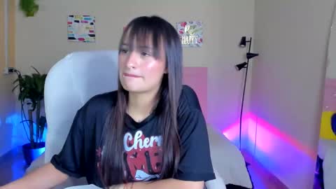 Sarah Ramirez online show from 12-19-24, 04:13