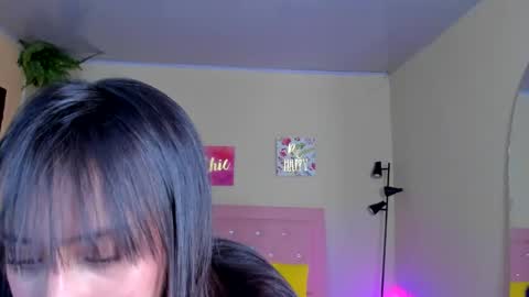 Sarah Ramirez online show from 12-19-24, 07:18
