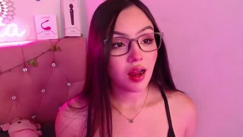          online show from 10-21-25, 03:46
