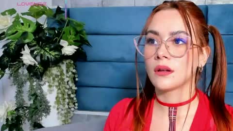 Snapshot of saraalvarezx chatting on 06-03-26, 02:47 Sara Alvarezx online show from 06-03-26, 02:47