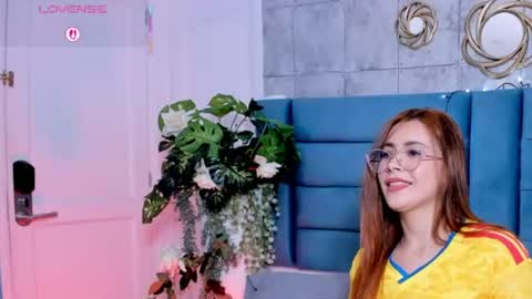 Snapshot of saraalvarezx chatting on 06-11-26, 03:37 Sara Alvarezx online show from 06-11-26, 03:37