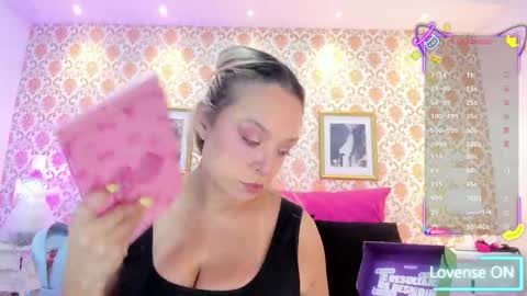 Snapshot of saraavila_ chatting on 04-21-26, 07:17 SaraAvila online show from 04-21-26, 07:17