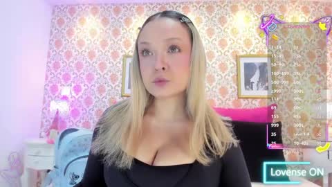 Snapshot of saraavila_ chatting on 05-28-26, 09:12 SaraAvila online show from 05-28-26, 09:12