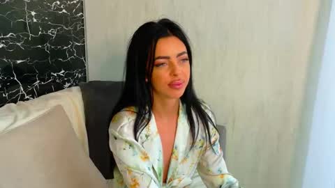 saraayy_ online show from 10-03-25, 05:04