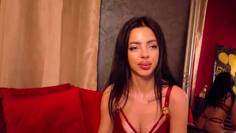 saraayy_ online show from 10-10-25, 05:39