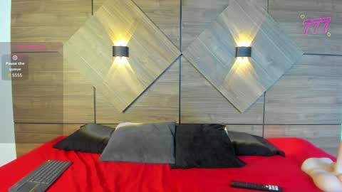 Snapshot of sarabellini chatting on 06-08-26, 11:32 sarabellini online show from 06-08-26, 11:32