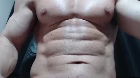 saradorj92 online show from 07-05-26, 01:34