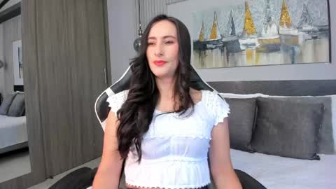  Sara Gomez  online show from 05-30-26, 12:35