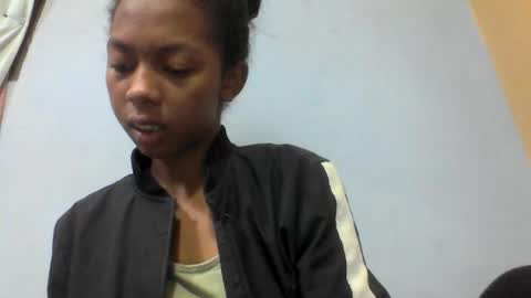 sarah146341 online show from 02-10-26, 06:06