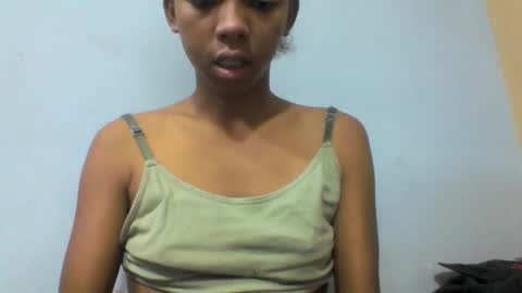 sarah146341 online show from 02-10-26, 06:23